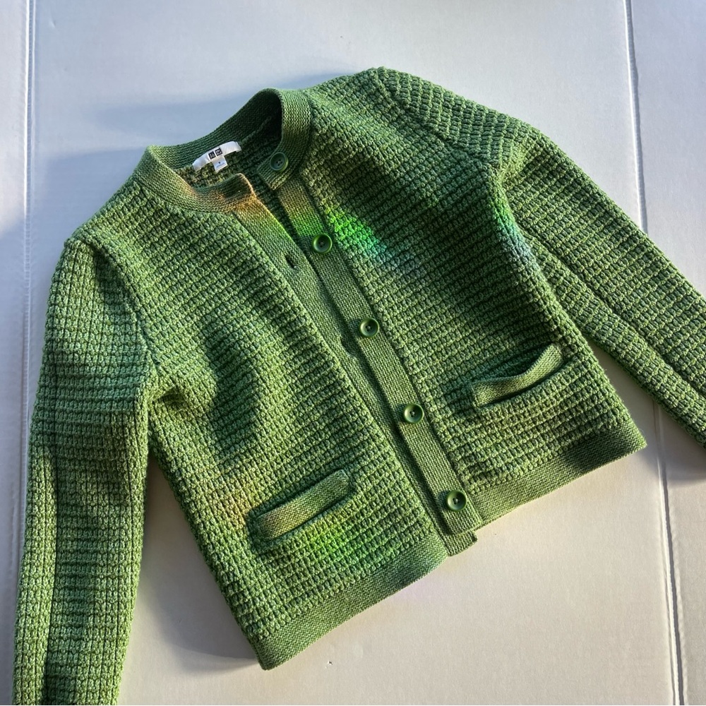 Uniqlo Green Knitted Cardigan Size Small - Picture 6 of 8